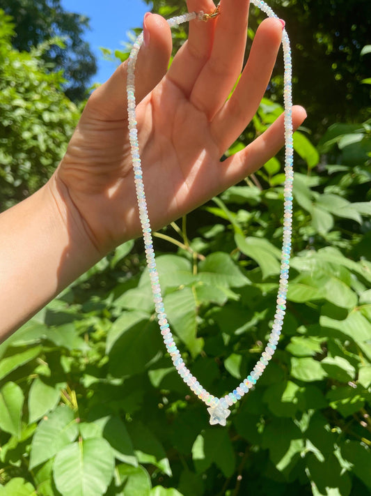 It Girl Piece de Resistance - Graduated Opal Strand with Star Cut Center Opal
