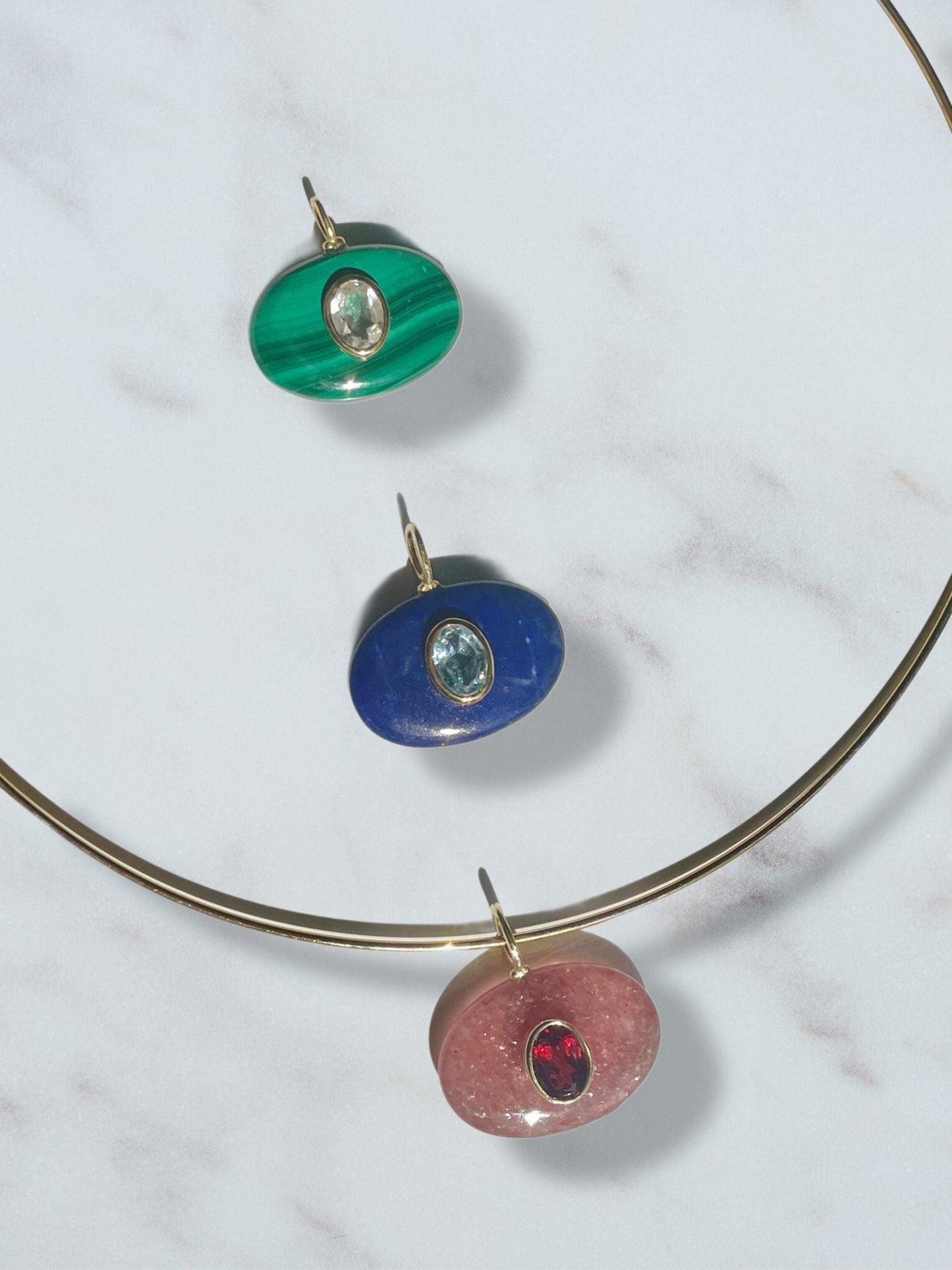 Lallipop Gemstone Droppy Pendant on Omega Wire Choker
