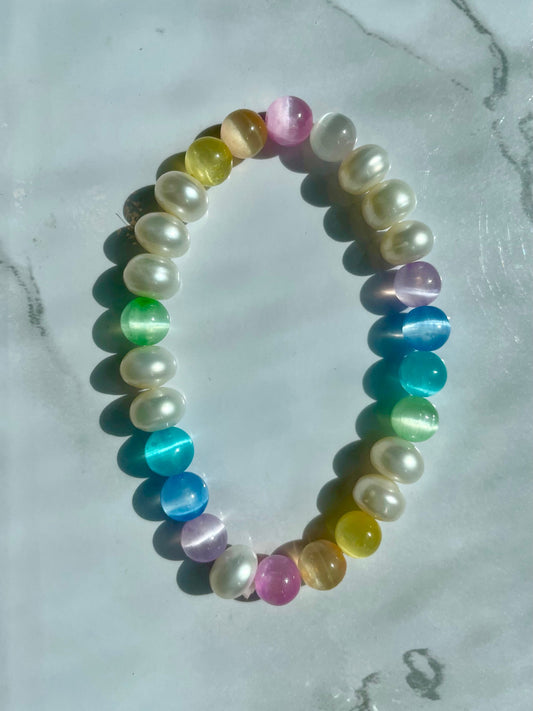 Lisa Frank’s Pearl Beacelet