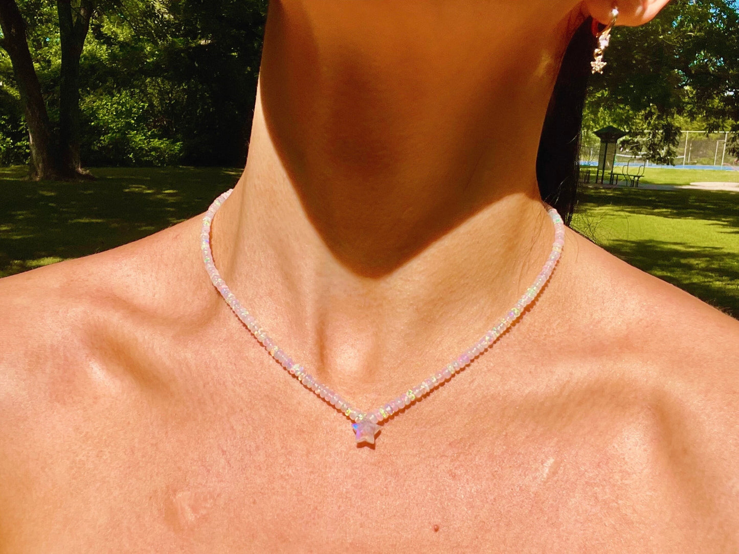 It Girl Piece de Resistance - Graduated Opal Strand with Star Cut Center Opal